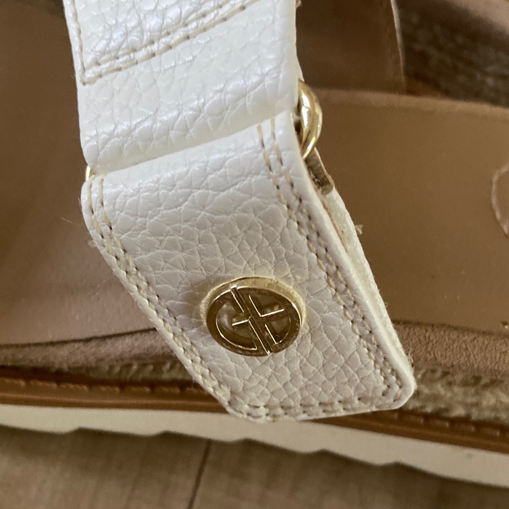 RESERVED- GIANI BERNINI Women's White Sandals - Picture 6 of 11